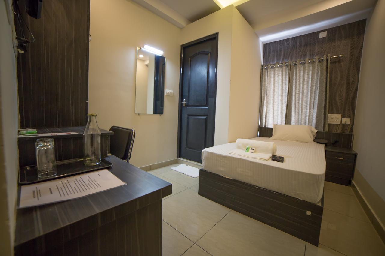 เซาท์ เกท เรซิเดนซี Hotel Kochi ภายนอก รูปภาพ