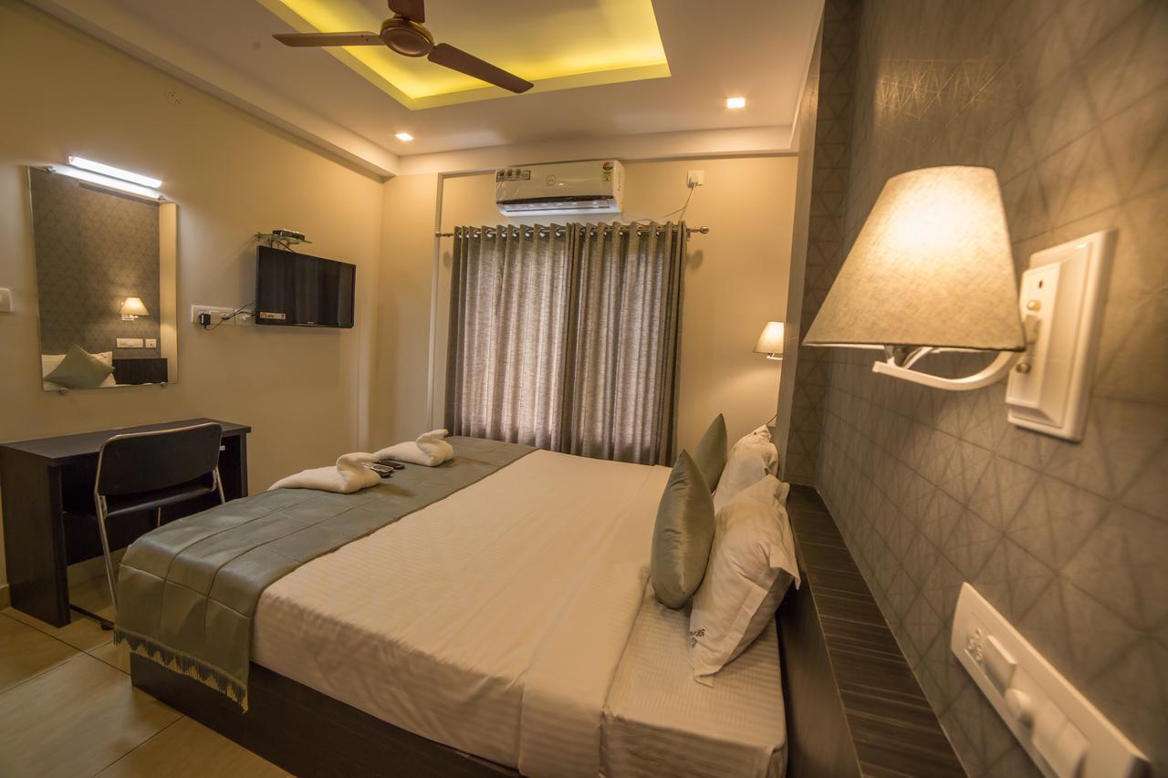 เซาท์ เกท เรซิเดนซี Hotel Kochi ภายนอก รูปภาพ