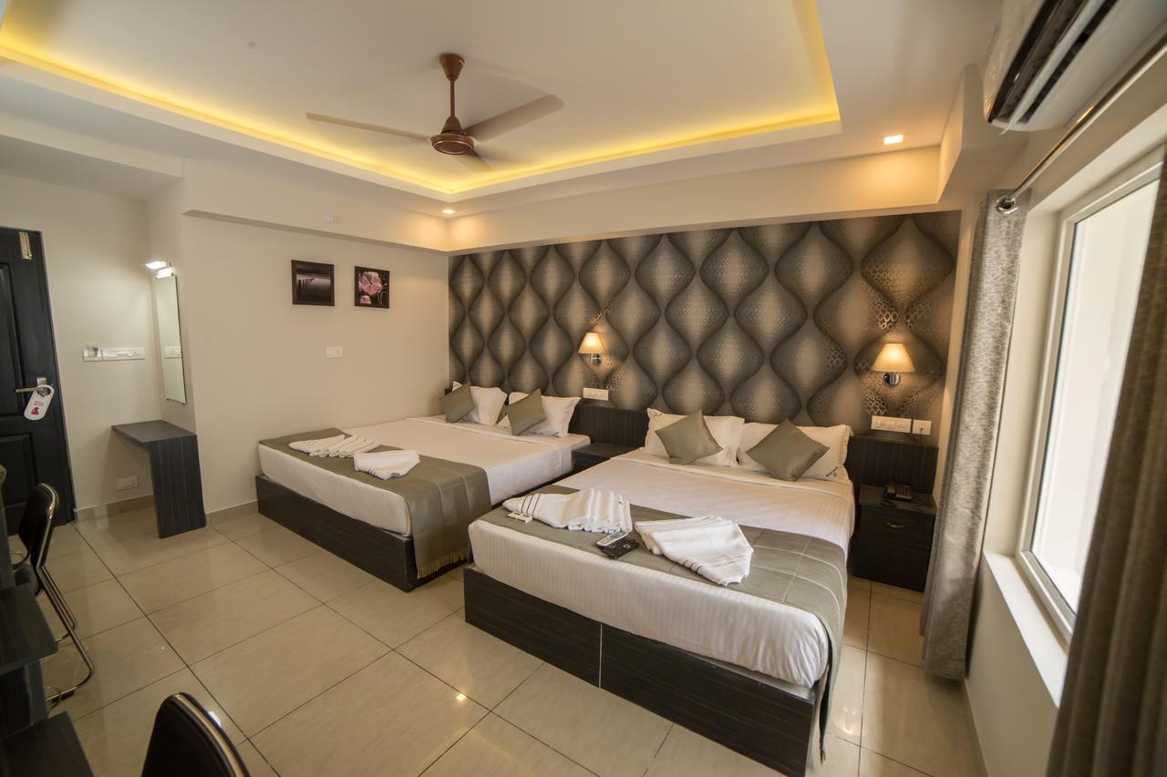 เซาท์ เกท เรซิเดนซี Hotel Kochi ภายนอก รูปภาพ